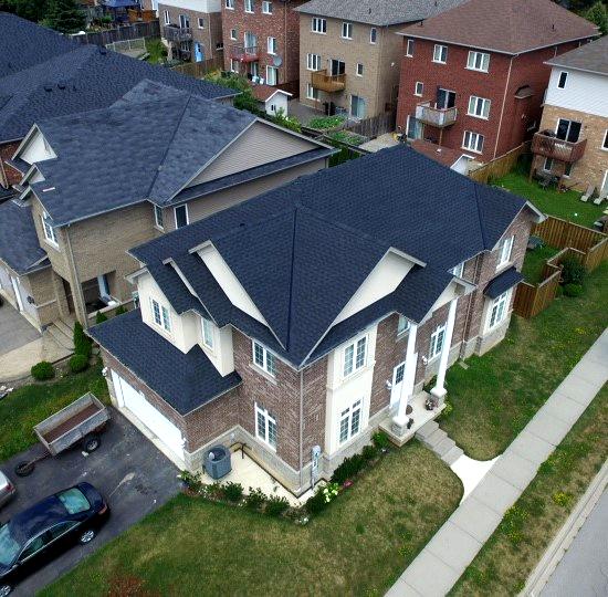 Roof replacement by Gateway Roofing on Edenvalley Dr in Hamilton with GAF Timberline HDz shingles. Colour: Charcoal