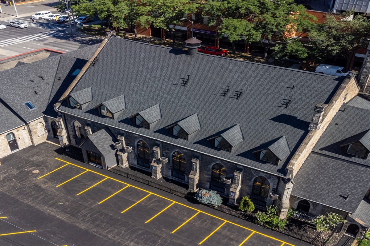 Roof replacement by Gateway Roofing on West Ave in Hamilton on a church with GAF Timberline HDZ shingles. Colour: Charcoal
