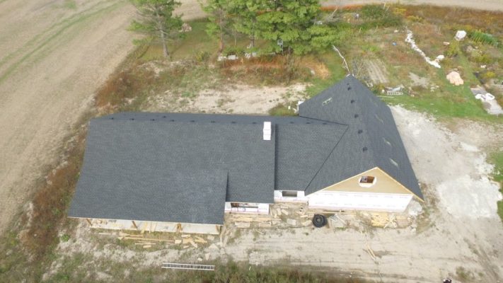 Roof on New Construction House in Caistor Centre